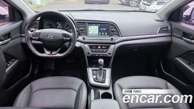 Hyundai Avante 2017 thumb 7