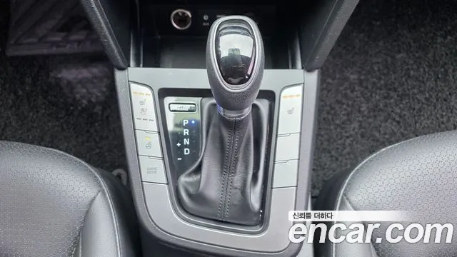 Hyundai Avante 2017 thumb 9