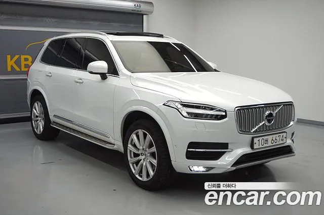 Volvo XC90 2018 thumb 4