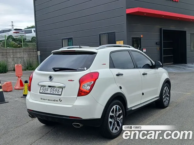 KG_Mobility_Ssangyong KORANDO 2015 thumb 2