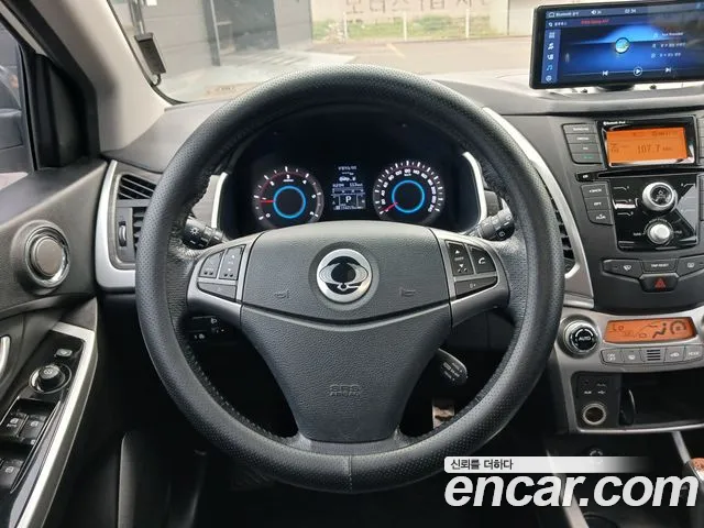 KG_Mobility_Ssangyong KORANDO 2015 thumb 9