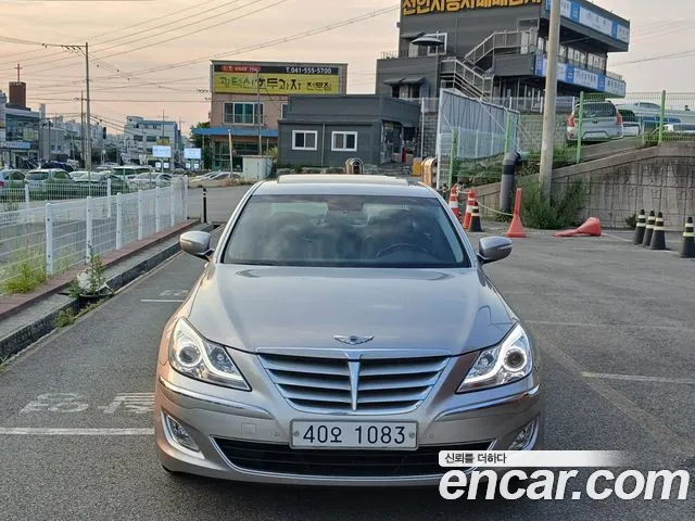 Hyundai Genesis 2012 thumb 3