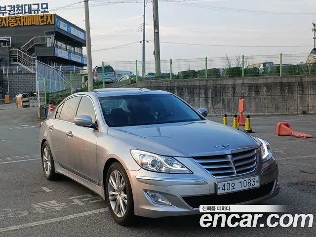 Hyundai Genesis 2012 thumb 6