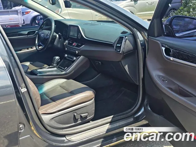 Hyundai Grandeur 2017 thumb 8