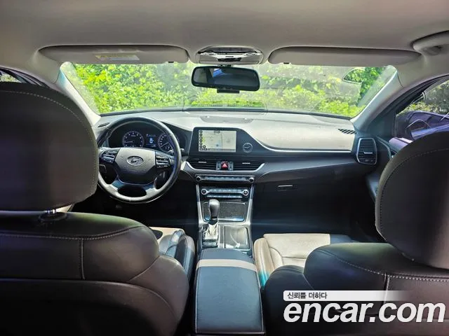 Hyundai Grandeur 2017 thumb 10
