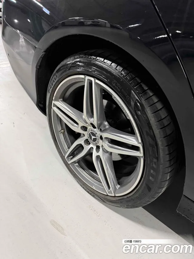 Mercedes-Benz E-Класс 2019 thumb 8