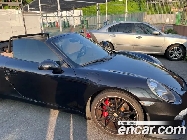 Porsche 911 2012 thumb 2