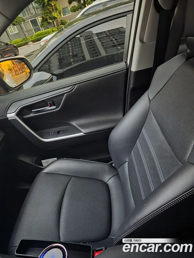Toyota RAV4 2019 thumb 5