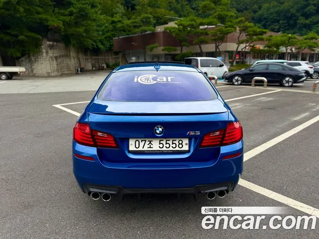 BMW M5 2016 thumb 4