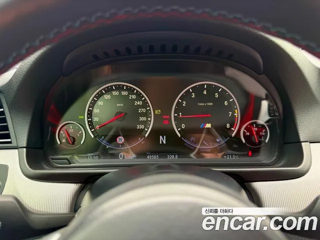 BMW M5 2016 thumb 8