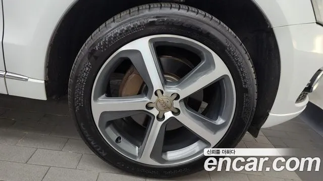 Audi Q5 2015 thumb 5