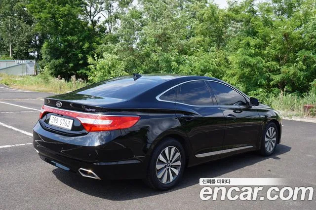 Hyundai Grandeur 2016 thumb 3