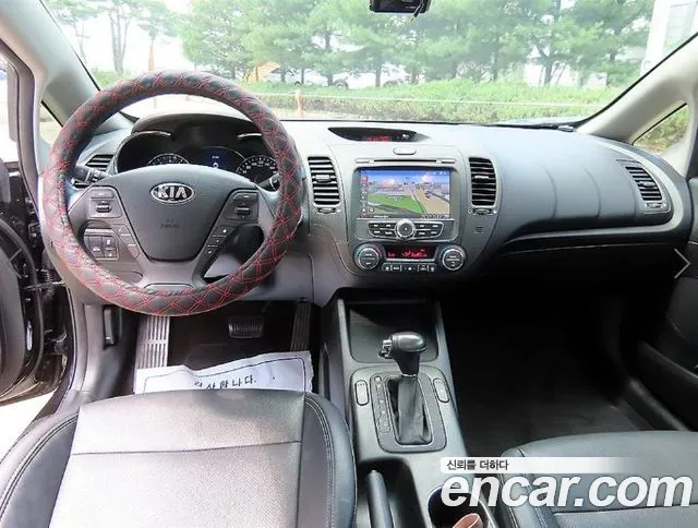 Kia K3 2013 thumb 7