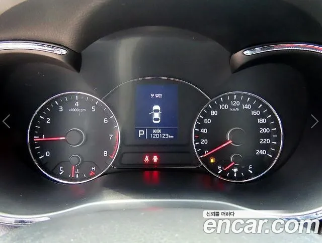 Kia K3 2013 thumb 9