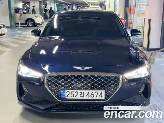 Genesis G70 2019 thumb 11