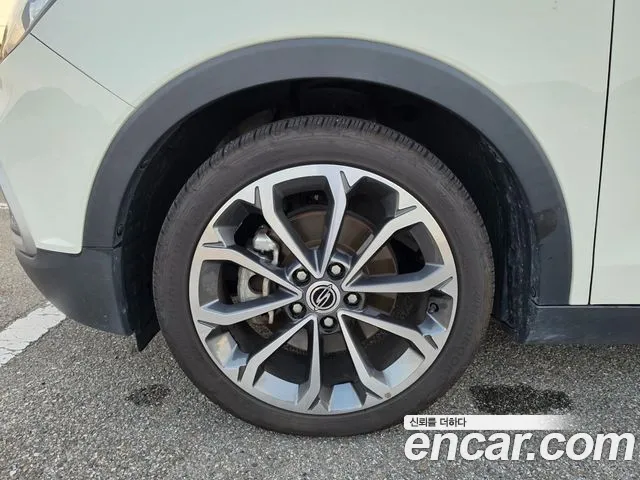 KG_Mobility_Ssangyong TIBOLI 2018 thumb 5