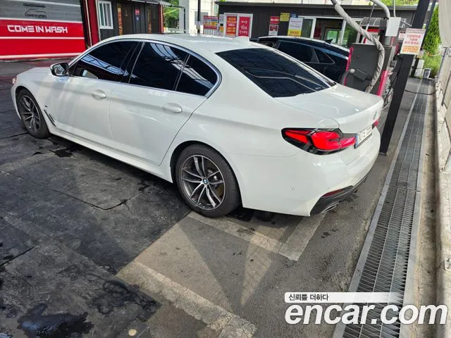 BMW 5 серии 2023 thumb 3