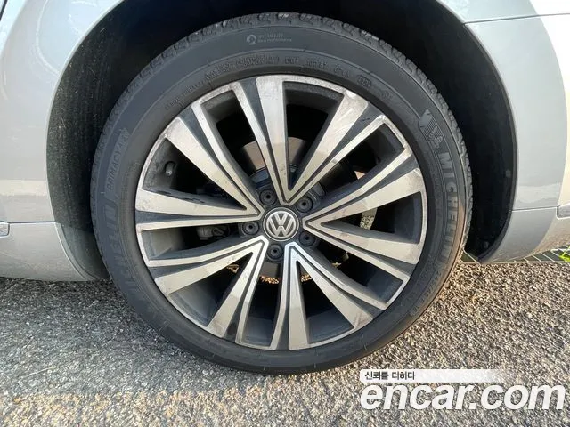 Volkswagen Arteon 2019 thumb 5