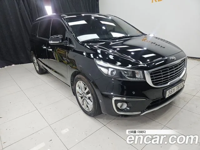 Kia Carnival 2014 thumb 3