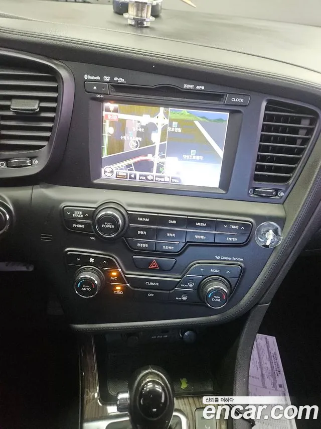 Kia K5 2010 thumb 11