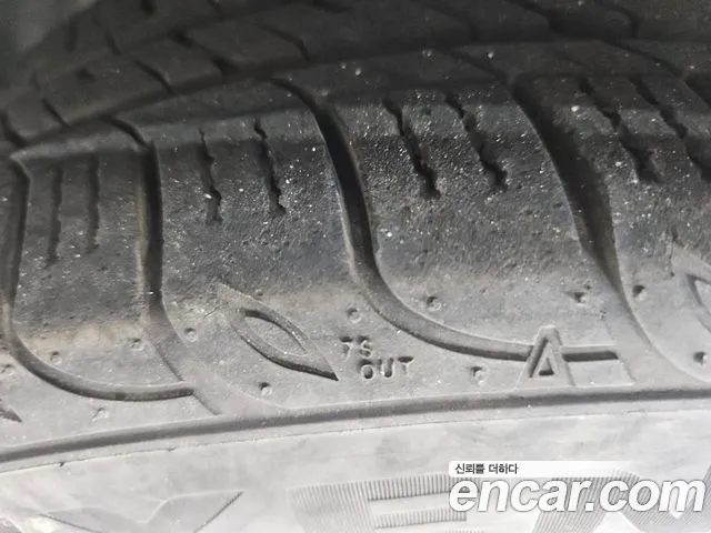 Hyundai Avante 2012 thumb 4