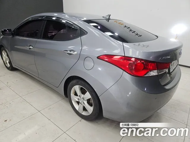 Hyundai Avante 2012 thumb 5