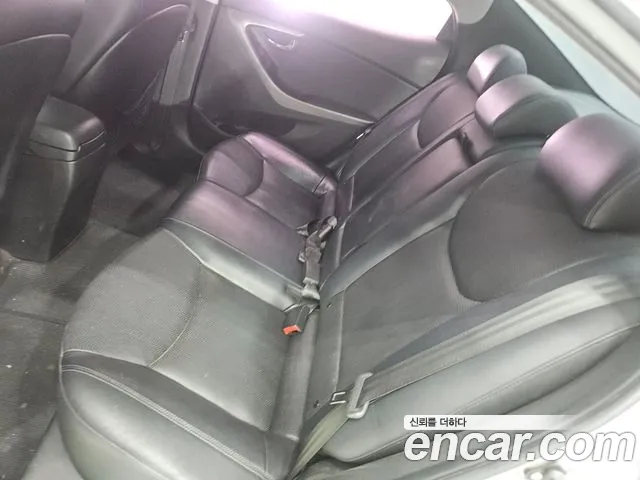 Hyundai Avante 2012 thumb 7