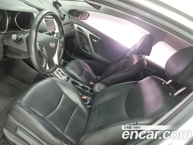 Hyundai Avante 2012 thumb 8