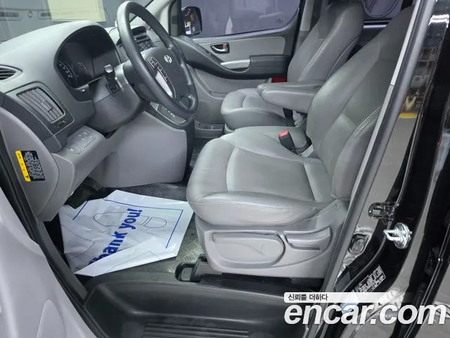 Hyundai Starex 2016 thumb 9
