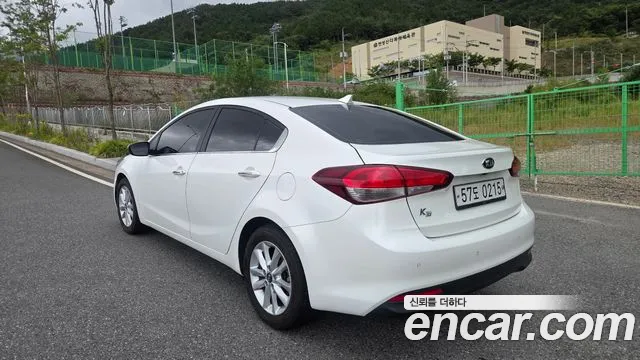 Kia K3 2016 thumb 3
