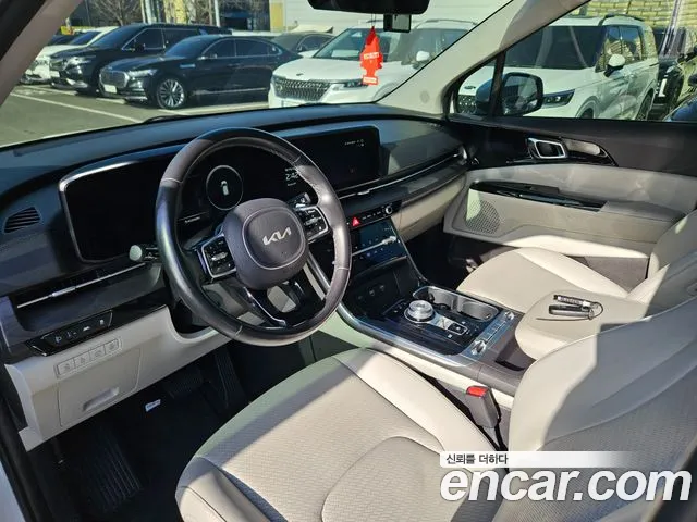 Kia Carnival 2021 thumb 10