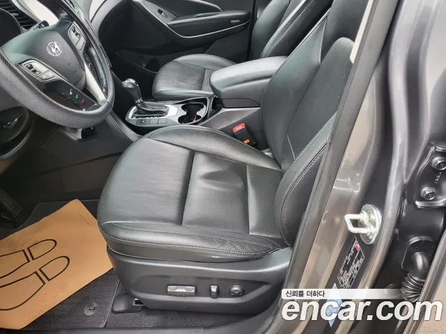 Hyundai Santa Fe 2015 thumb 8