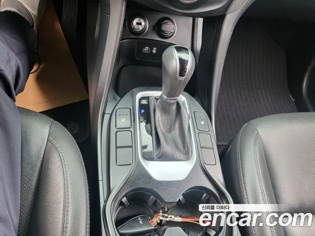 Hyundai Santa Fe 2015 thumb 10