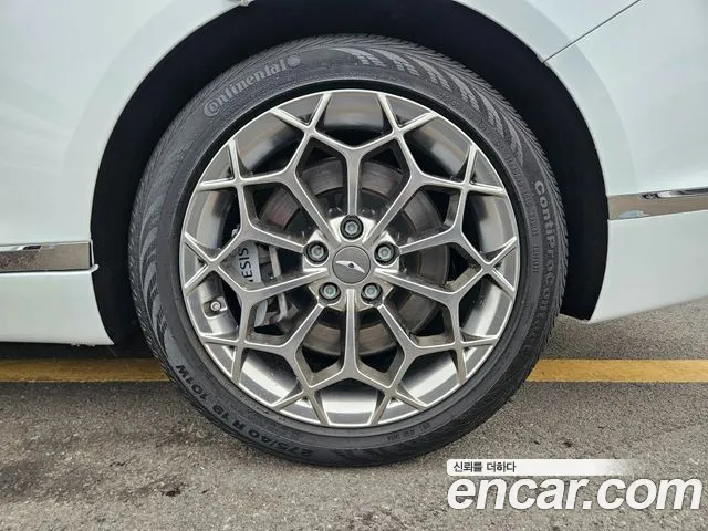 Genesis G80 2023 thumb 5