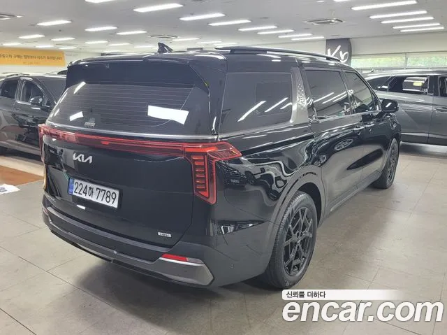 Kia Carnival 2025 thumb 2