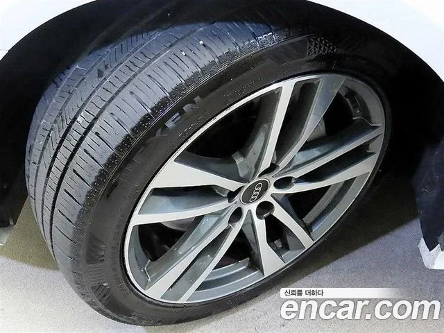 Audi A6 2021 thumb 5