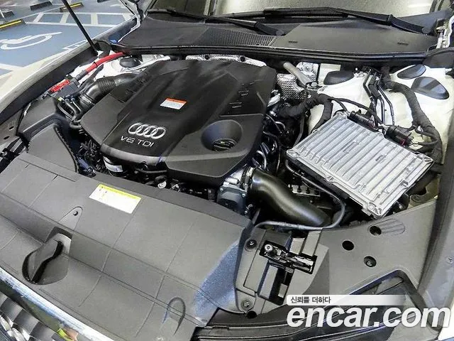 Audi A6 2021 thumb 6