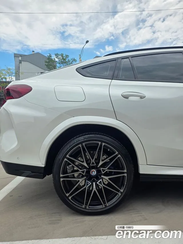 BMW X6M 2022 thumb 6