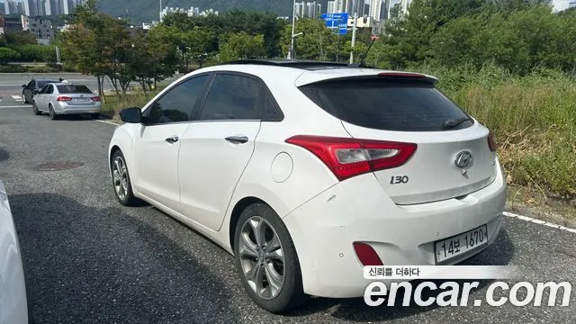 Hyundai i30 2012 thumb 3