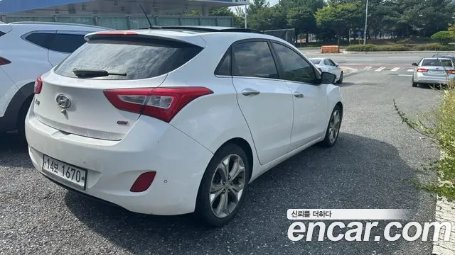 Hyundai i30 2012 thumb 5