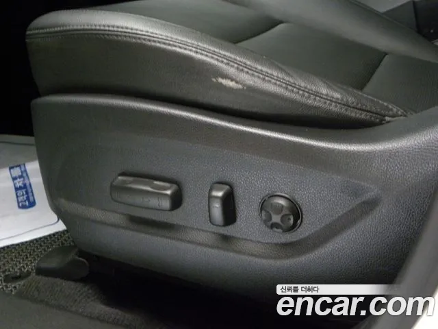Hyundai Santa Fe 2013 thumb 9