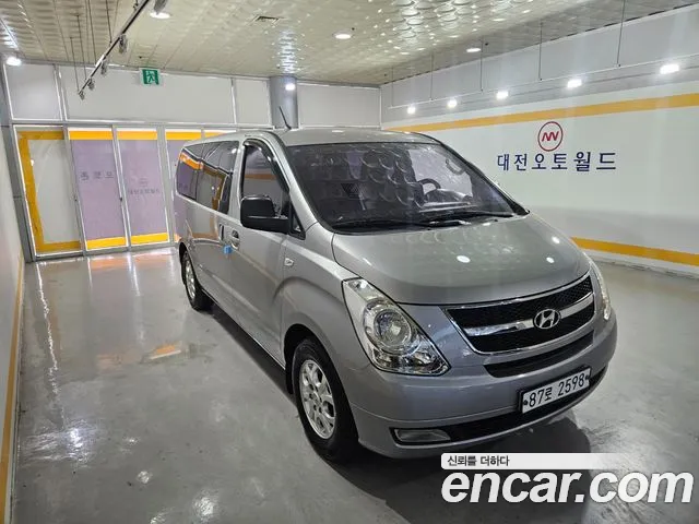 Hyundai Starex 2014 thumb 2