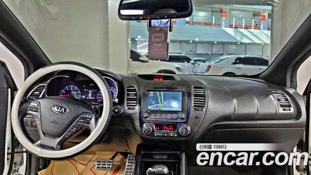 Kia K3 2013 thumb 7