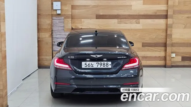 Genesis G70 2019 thumb 4
