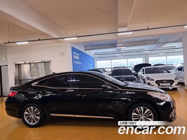 Hyundai Grandeur 2016 thumb 3