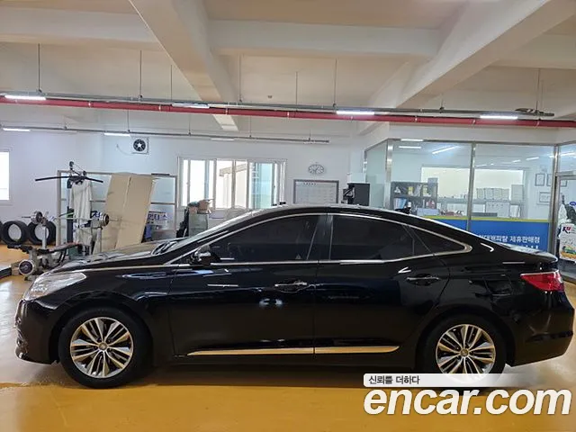 Hyundai Grandeur 2016 thumb 5