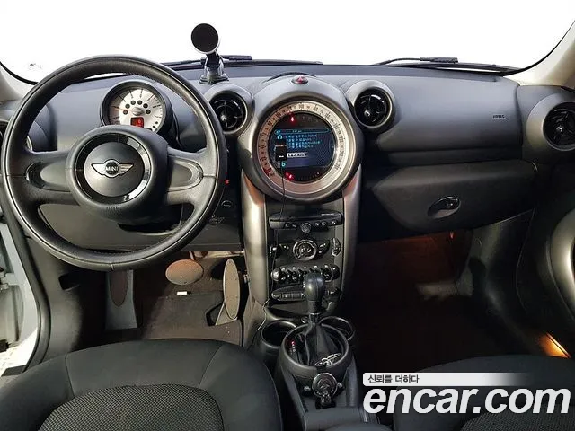 Mini Countryman 2012 thumb 5