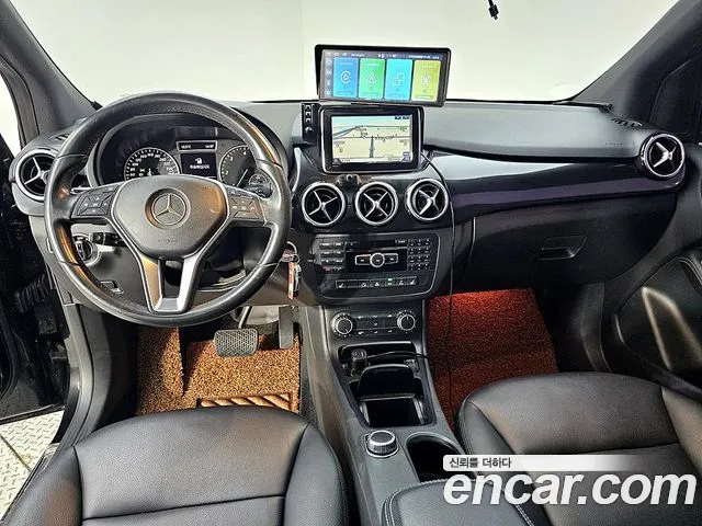 Mercedes-Benz B-Class 2014 thumb 5