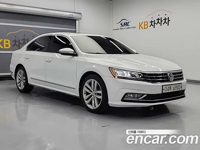 Volkswagen Passat (North America and China) 2018 thumb 4