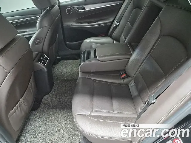 Hyundai Grandeur 2018 thumb 10